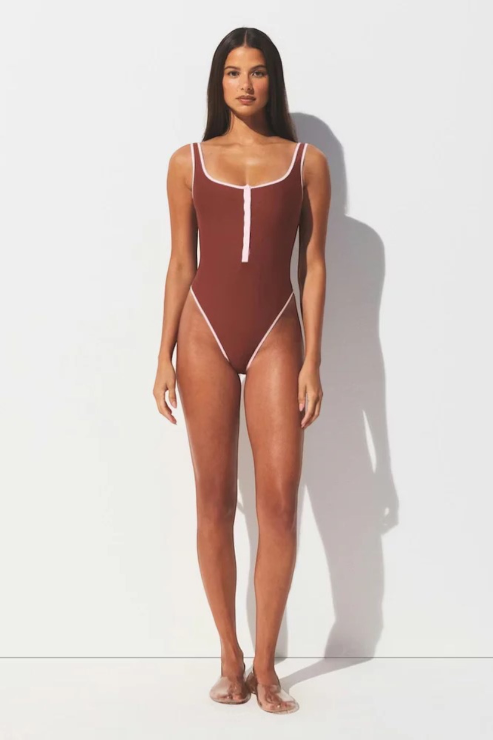 תמונת כל הלוק של SCOOP NECK ONE PIECE
